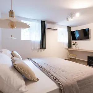 St. Simeon Apartment